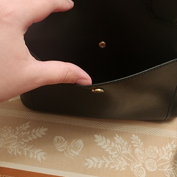 Large Michael Kors Greenwich Satchel (Black) - Picture 4 of 8